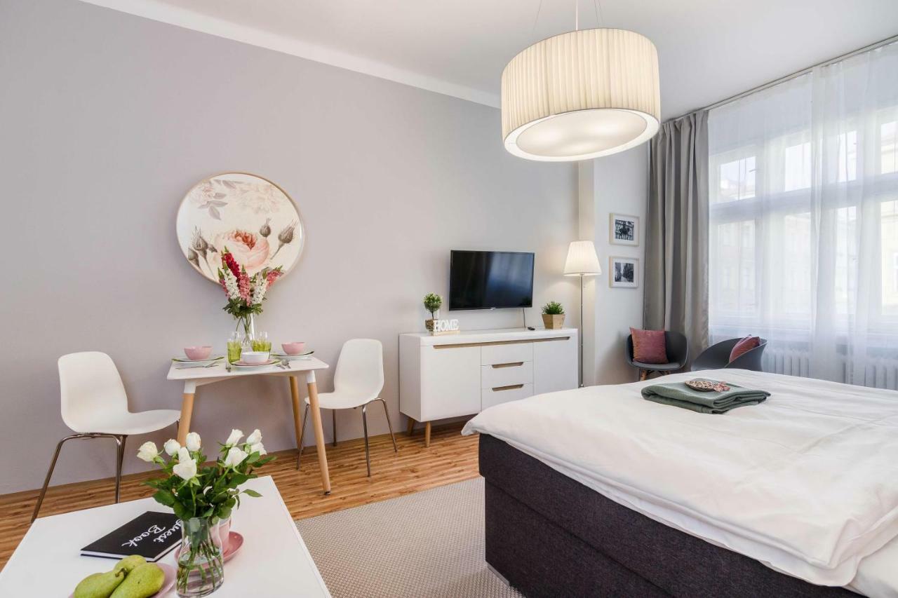 Apt In Prague Charles Bridge 1Km By Michal&Friends Exteriér fotografie